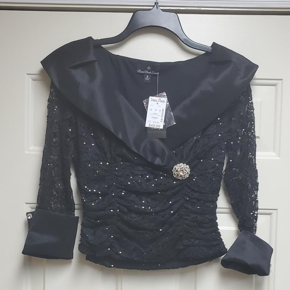 Ladies dressy top